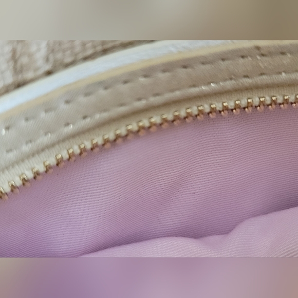 Coach Poppy Elegant Gold And Cream Designer Tote Bag - Picture 5 of 13